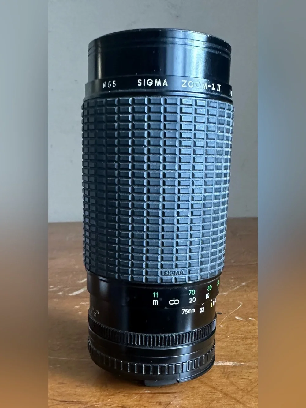 Sigma Zoom-II 1:4.5-5.6 f=75-300mm Multi-Coated Photo Camera Lens Japan 9010925